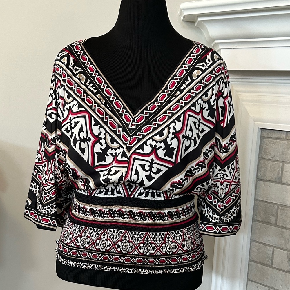 White House/Black Market Print Top